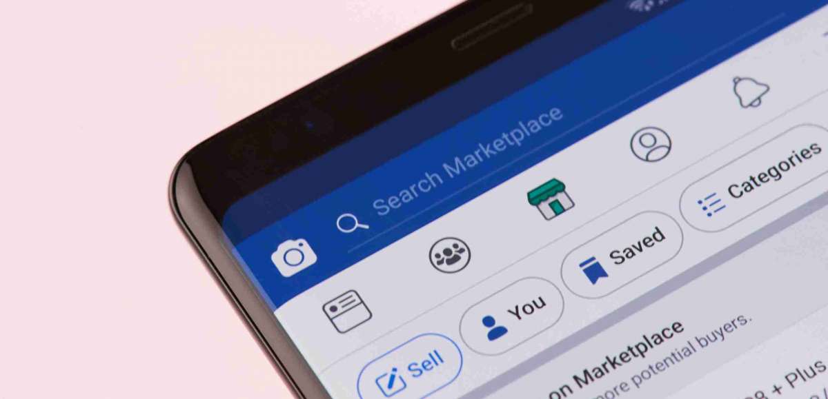 One of the latest Facebook trends for SMEs in Singapore used to maximize online presence - Facebook marketplace
